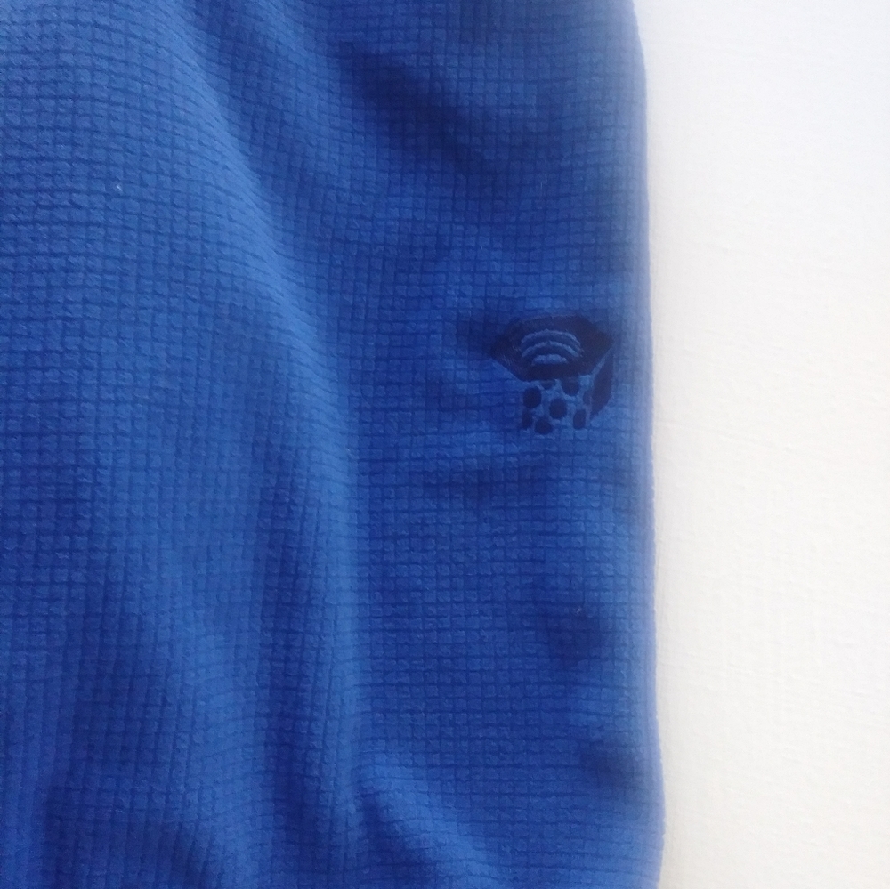 Mountain Hardware 1/2 Zip Pull Over - image 4